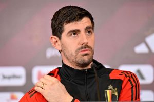 يثبت كورتويس يأمل أن تكون الجدل حول عزلته الذاتية مع بلجيكا قد انتهى.