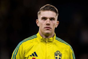 السويد لا تأخذ أي مخاطرات بعد انسحاب غيوكيريس من التشكيلة