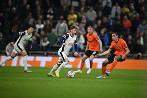 لماذا يُتاح لتوتنهام الفرصة للتخلص من لقب "سبورسي" أمام آينتراخت فرانكفورت؟