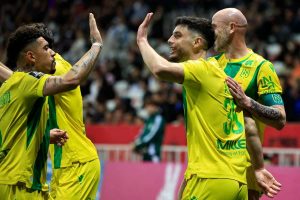 تعرض نيس لصدمة كبيرة على أرضه أمام نانت، حيث تلقت آماله في التأهل إلى دوري الأبطال ضربة قاسية.