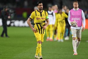 إيمريه كان ينتقد أداء بوروسيا دورتموند في الهزيمة أمام برشلونة بدوري أبطال أوروبا