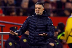 تم إقالة غارسيا بيمينتا من منصبه كمدرب لفريق إشبيلية بعد خسارته الرابعة على التوالي في الدوري الإسباني.