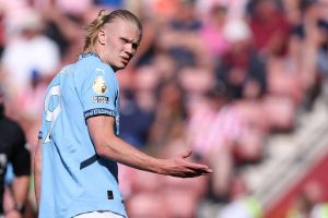 قال إرلينغ هالاند إن مانشستر سيتي لم يكونوا "جيدين بما يكفي" في "موسم مروع".