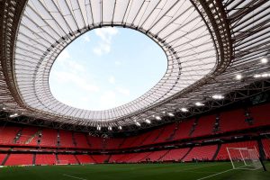 مانشستر يونايتد وتوتنهام يسعيان للفوز بدوري أوروبا لإخفاء عروضهما الكارثية في الدوري