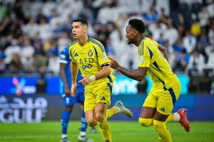 كريستيانو رونالدو يوقع عقدًا جديدًا لمدة عامين مع النصر