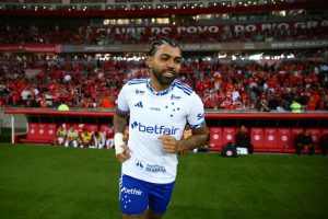 لاعب كروزيرو المهاجم غابرييل باربوسا يفوز باستئناف حظر الاحتيال في المنشطات
