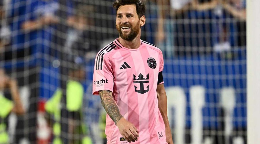 أحرز ميسي هدفين في عودته للعب في دوري MLS.
