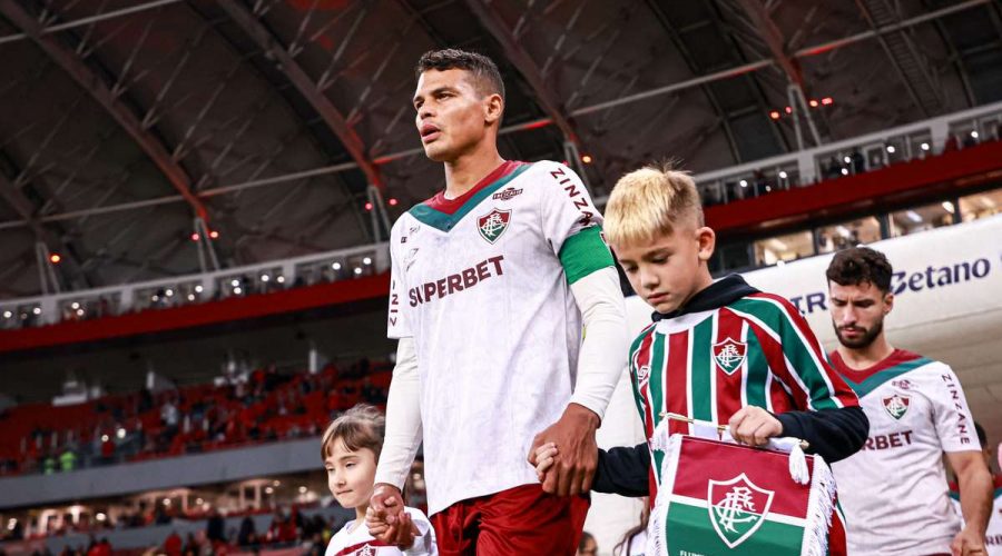فلامينينسي يرغب في إثبات نفسه ضد فريق دورتموند الذي يضم شقيق أحد النجوم.