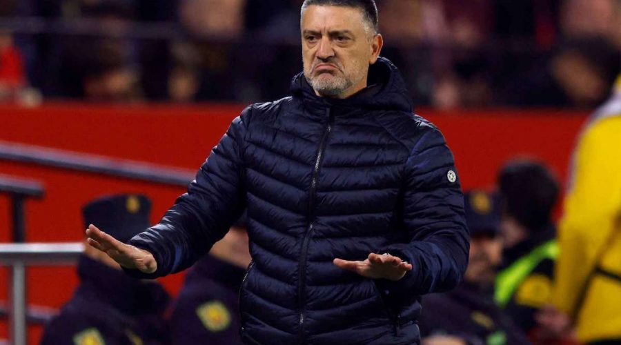 تم إقالة غارسيا بيمينتا من منصبه كمدرب لفريق إشبيلية بعد خسارته الرابعة على التوالي في الدوري الإسباني.