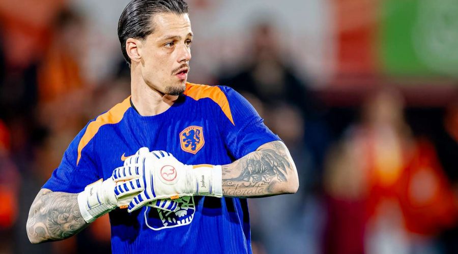 أفادت تقارير بأن بطل الدوري الهولندي، نادي PSV، قد توصل إلى اتفاق لتبادل حراس المرمى مع نجم سبارتا، نيك أوليج.