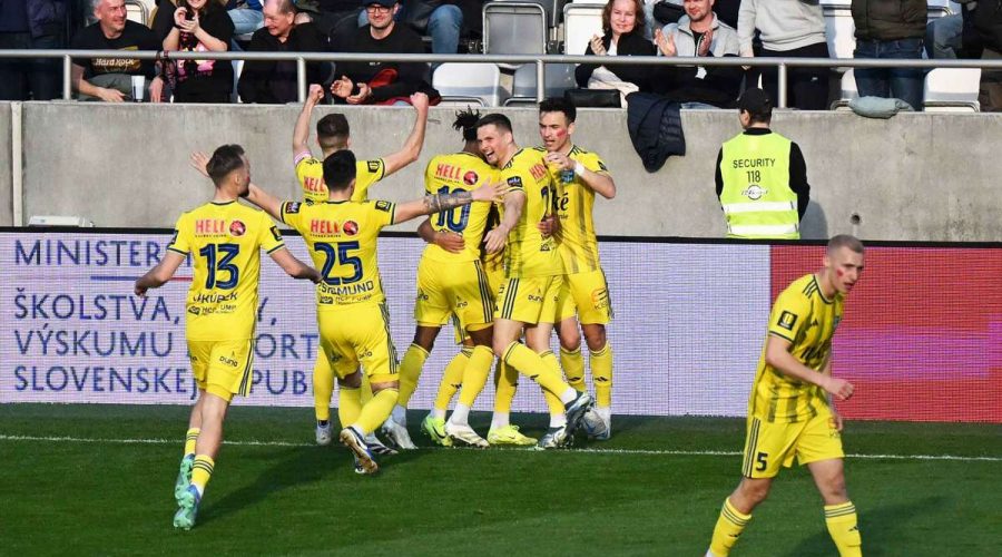 كوشيتسه ستحل محل نادي دي أي سي في الجولة التأهيلية الثانية لدوري المؤتمر الأوروبي.