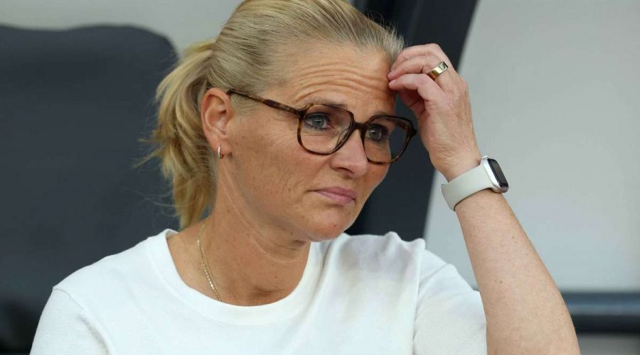 ويجمان وإنجلترا لا يفكران في خطر الخروج من يورو 2025 قبل مواجهة هولندا